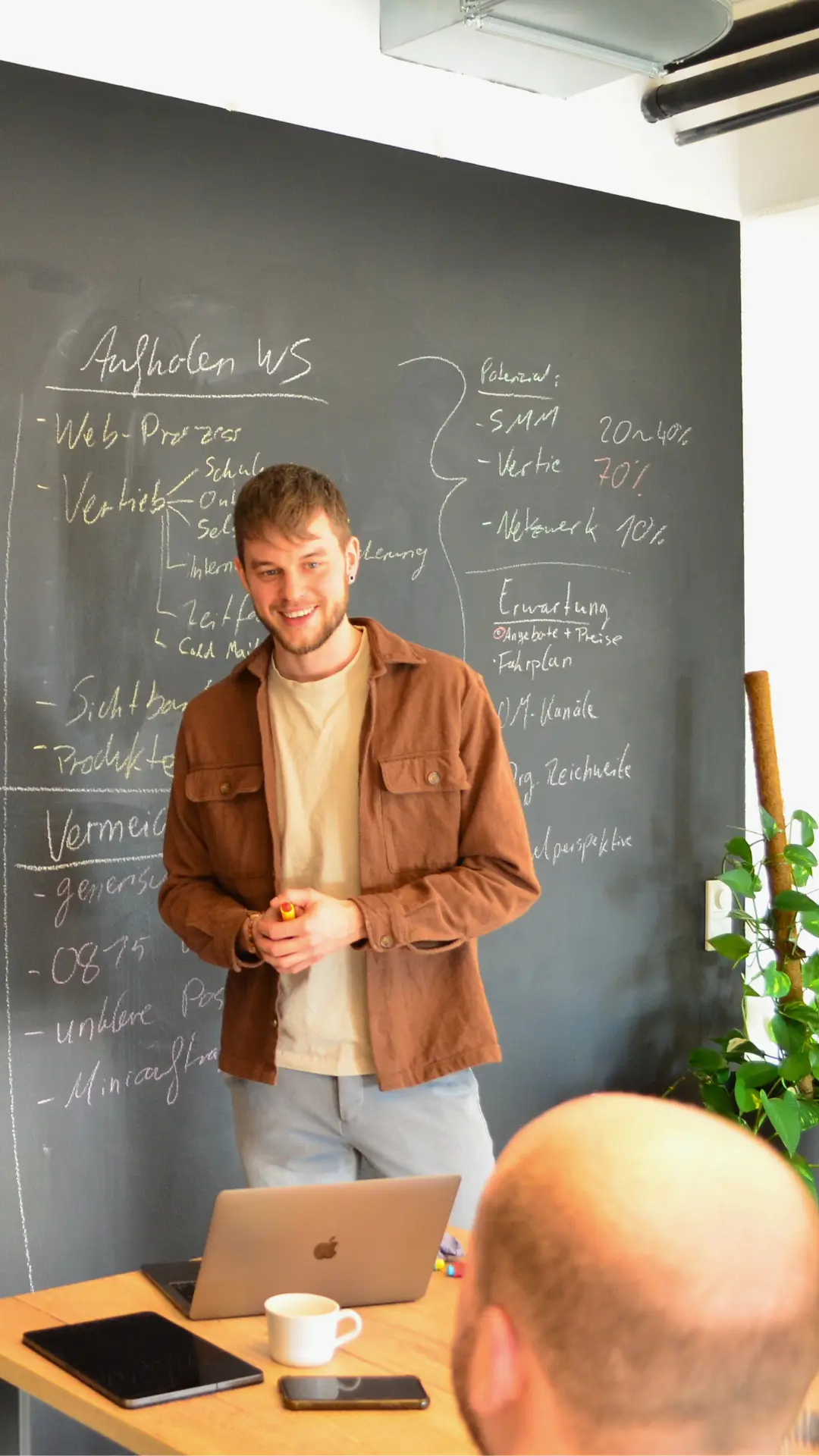 Lukas Babbick - LeadMagnetix